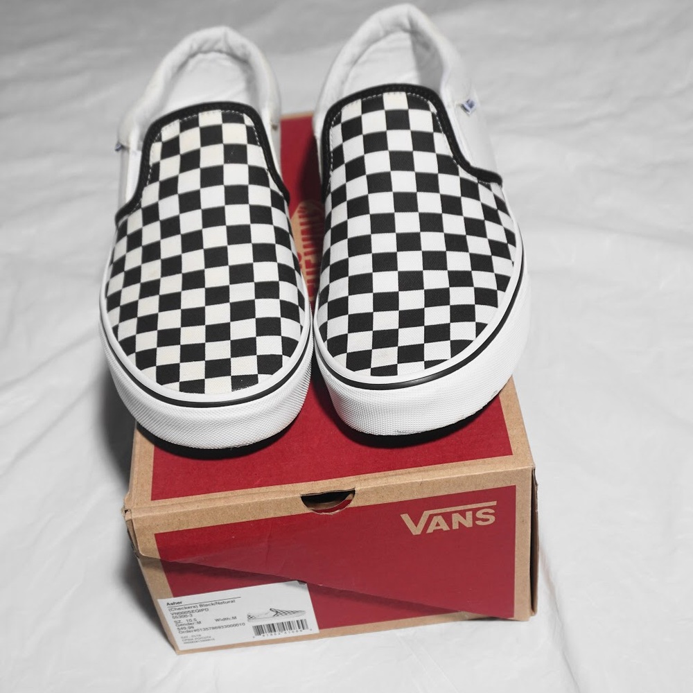 Vans slip on